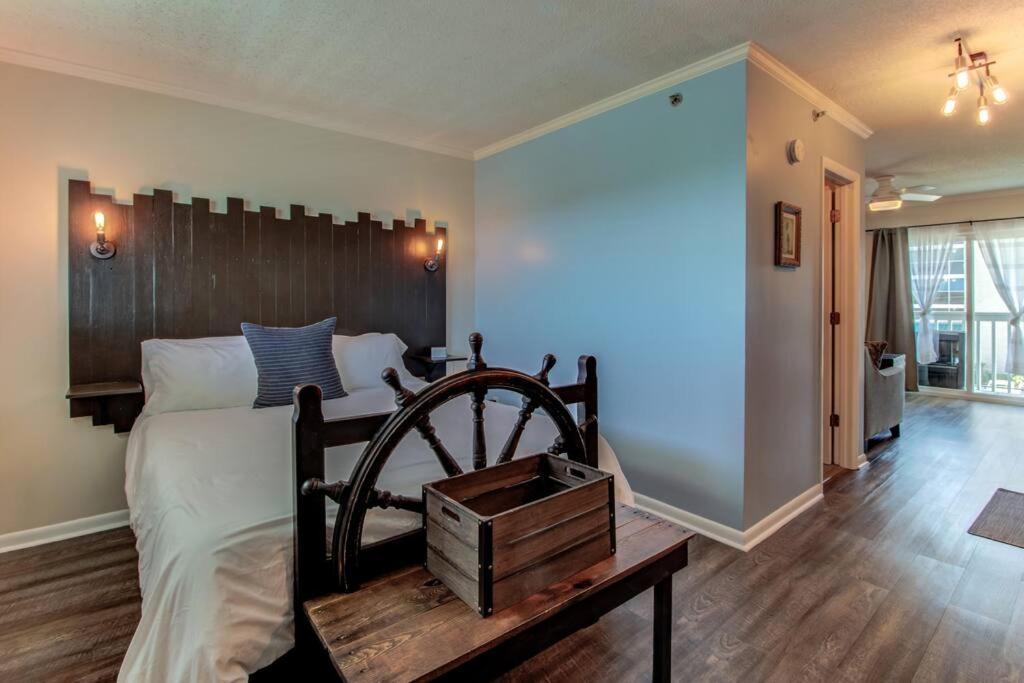 Apartament Kraken'S Den * Oceanview * Steps To Ocean * Pool Carolina Beach Zewnętrze zdjęcie