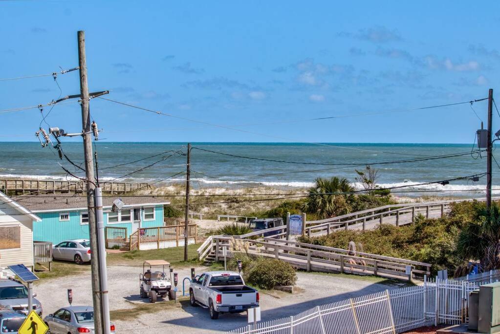 Apartament Kraken'S Den * Oceanview * Steps To Ocean * Pool Carolina Beach Zewnętrze zdjęcie